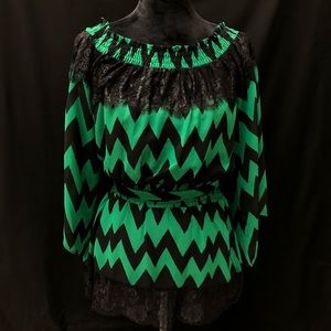 XOXO Blouse- Bright Kelly Green & Black